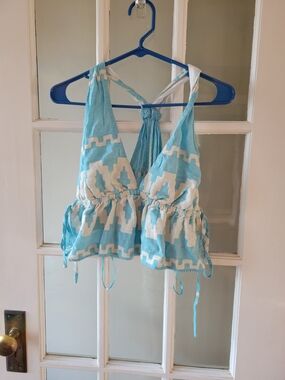 Kasia Blue Print halter crop top cinched waist, tie closure Boho Flowy Sz M